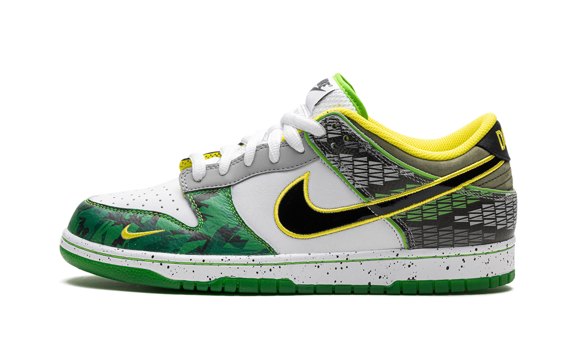 Dunk Low "What the Duck Away University of Oregon PE" HV1454 100